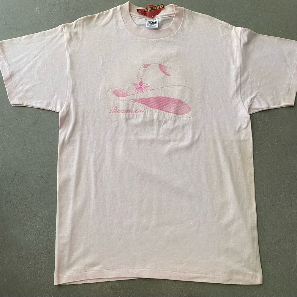 oversized cowboy hat tee